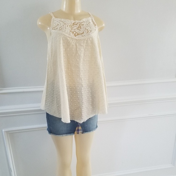 Hem & Thread Tops - Crochet detail top
